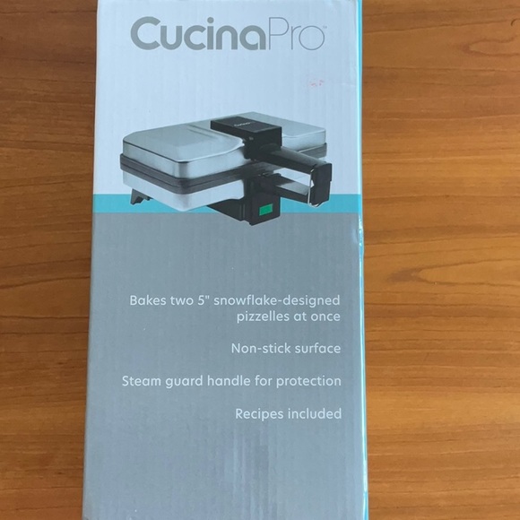 CucinaPro Non-Stick Pizzelle Baker - Picture 4 of 10